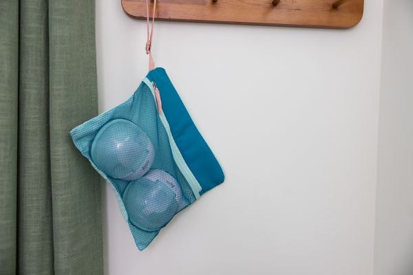 Motif Aura Glow Wet-Dry Bag