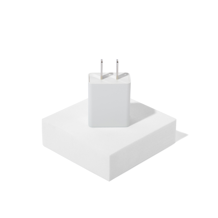 Motif Roam™ Breast Pump With Breast Milk Collection Cups 