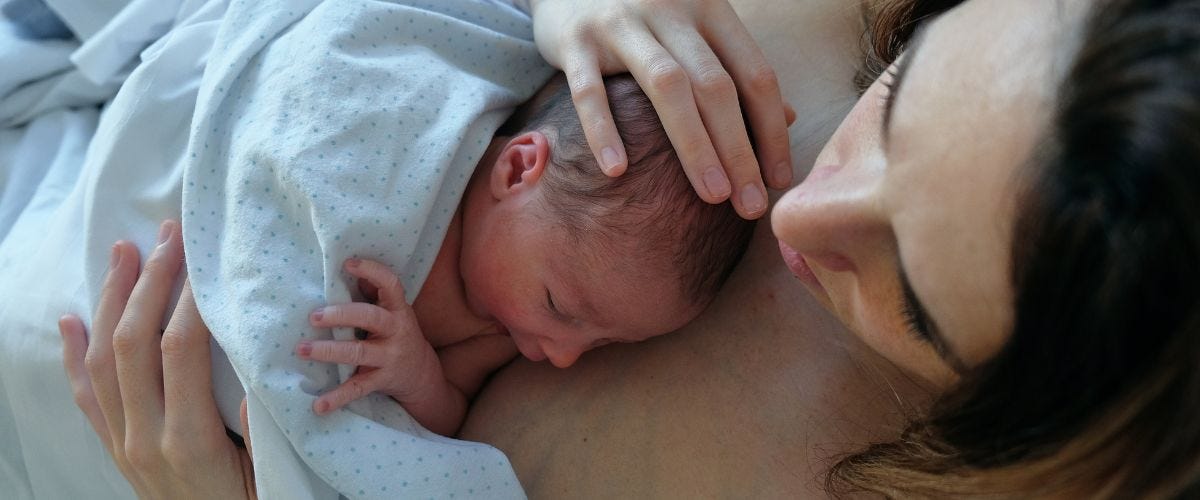 Skin-to-skin: Benefits for Breastfeeding